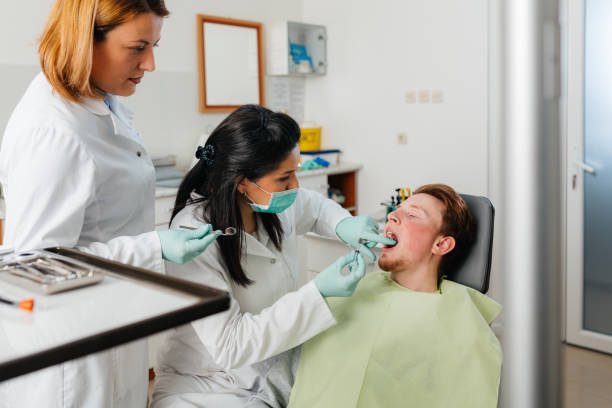 Best Emergency Tooth Extraction  in Mount Olive, NC